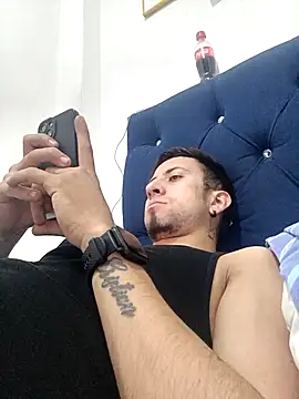 stivevv online show from April 2026 11:32:02 PM