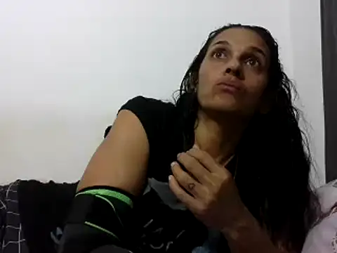 latinbrunettet online show from February 2025 01:25:02 PM