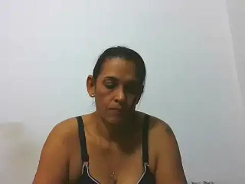 latinbrunettet online show from December 2024 02:55:02 PM