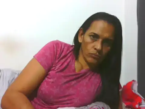 latinbrunettet online show from February 2026 01:11:02 PM