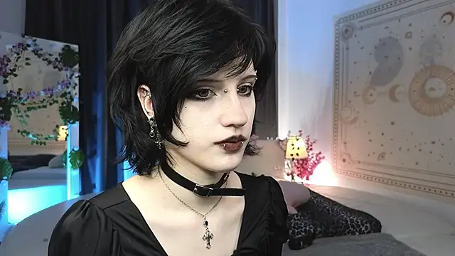dark vamp  online show from March 2025 10:47:02 AM