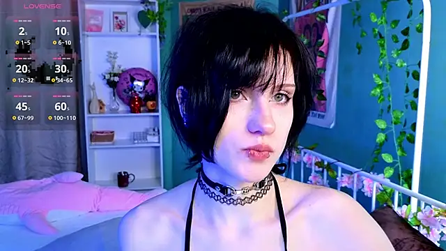 dark vamp  online show from December 2025 03:58:02 PM