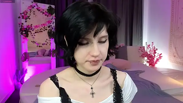 dark vamp  online show from February 2025 01:58:01 PM