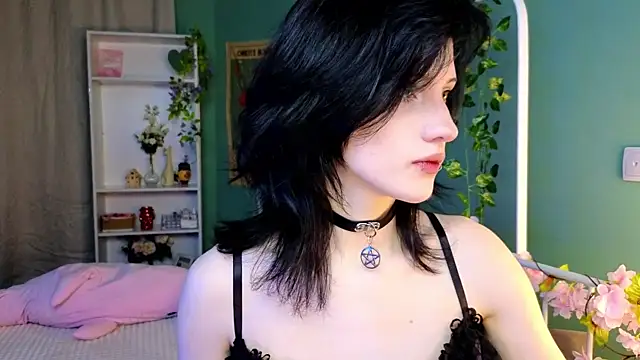 dark vamp  online show from November 2025 04:11:01 PM