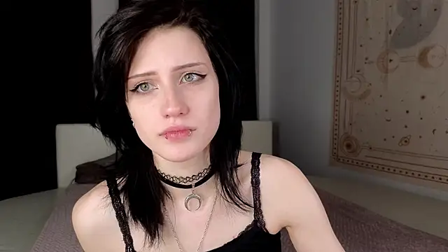 dark vamp  online show from October 2025 11:23:01 AM