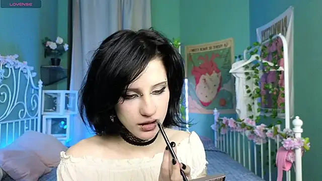 dark vamp  online show from February 2025 04:15:01 PM