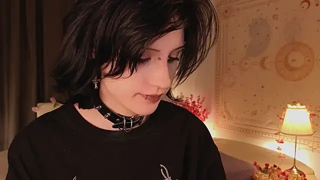 dark vamp  online show from February 2025 06:17:02 AM
