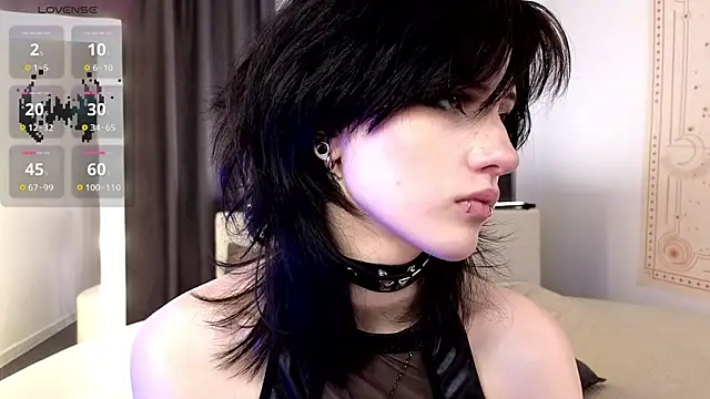 dark vamp  online show from September 2025 01:39:01 PM