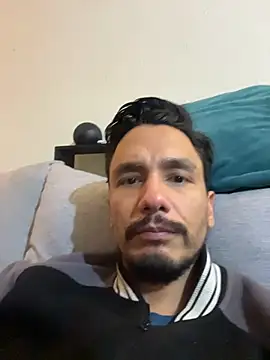 Ginessy online show from December 2025 08:06:02 AM