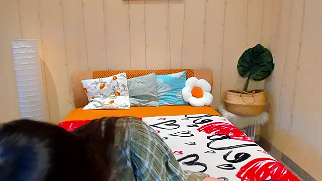 Mira Karter online show from April 2026 03:24:02 AM