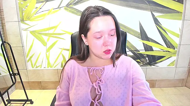 Snapshot of Mira_Karter chatting on March 2025 02:14:02 AM Mira Karter online show from March 2025 02:14:02 AM