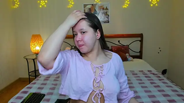 Snapshot of Mira_Karter chatting on March 2025 01:57:02 AM Mira Karter online show from March 2025 01:57:02 AM