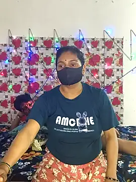 PeaCoooock online show from September 2025 07:43:02 PM