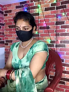 PeaCoooock online show from October 2025 07:38:02 PM