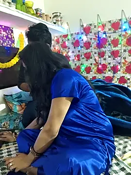 PeaCoooock online show from January 2026 05:09:02 PM