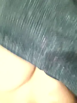 PeaCoooock online show from November 2025 05:29:01 PM