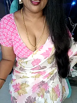 Snapshot of honey-sexy chatting on January 2025 07:18:01 AM honey-sexy online show from January 2025 07:18:01 AM