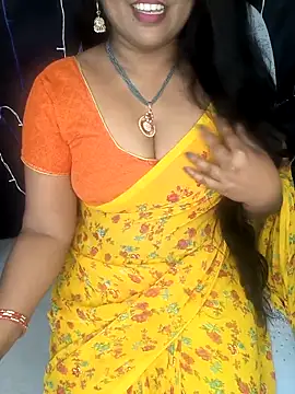 Snapshot of honey-sexy chatting on February 2025 07:20:01 AM honey-sexy online show from February 2025 07:20:01 AM