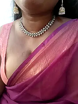 Snapshot of honey-sexy chatting on January 2025 10:07:02 AM honey-sexy online show from January 2025 10:07:02 AM