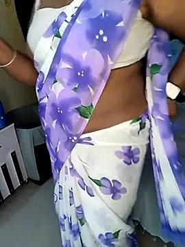 Snapshot of honey-sexy chatting on March 2025 09:07:02 AM honey-sexy online show from March 2025 09:07:02 AM