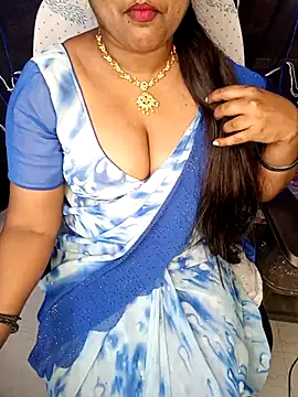 Snapshot of honey-sexy chatting on February 2025 09:56:02 AM honey-sexy online show from February 2025 09:56:02 AM