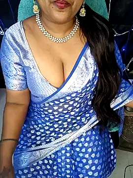 Snapshot of honey-sexy chatting on February 2025 10:24:02 AM honey-sexy online show from February 2025 10:24:02 AM