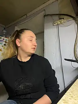 Joannakiss online show from March 2025 08:42:02 PM