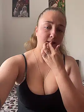 Snapshot of Joannakiss chatting on July 2026 11:39:02 AM Joannakiss online show from July 2026 11:39:02 AM