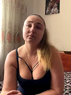 Joannakiss online show from November 2025 11:47:01 AM