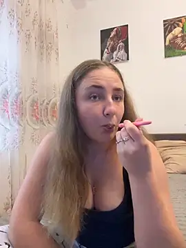 Joannakiss online show from November 2025 12:52:01 PM