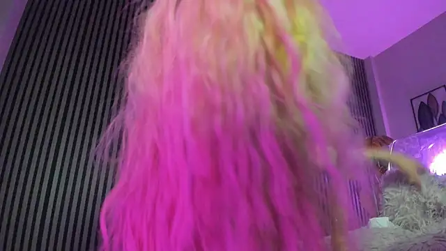 Snapshot of blondie_muller chatting on March 2025 11:20:01 PM blondie muller online show from March 2025 11:20:01 PM