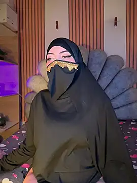 Amaltea online show from April 2026 05:19:02 PM