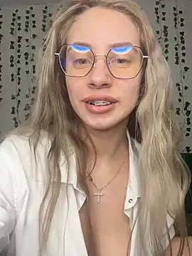 Kitty Katrine online show from February 2025 02:06:02 PM