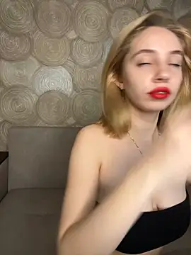 Kitty Katrine online show from November 2025 02:21:02 PM