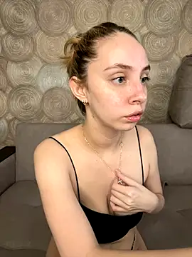 Kitty Katrine online show from November 2025 11:14:02 AM