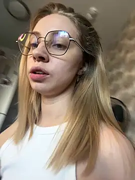 Kitty Katrine online show from March 2026 07:31:02 AM