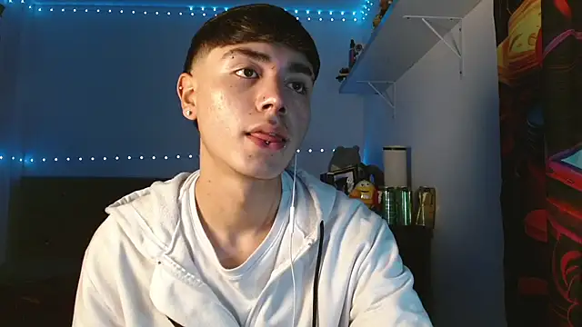 Snapshot of Im_juanda chatting on December 2024 11:45:01 PM Im juanda online show from December 2024 11:45:01 PM