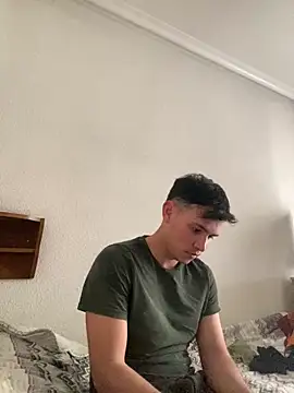 diego7990  online show from April 2026 04:52:02 PM