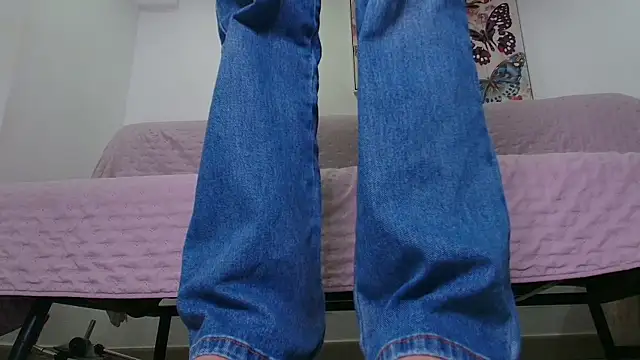 dolcebella online show from January 2026 05:03:01 AM