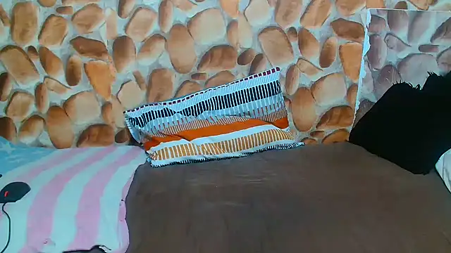 Snapshot of AfricanBigAssxx98 chatting on December 2025 09:25:02 PM AfricanBigAssxx98 online show from December 2025 09:25:02 PM