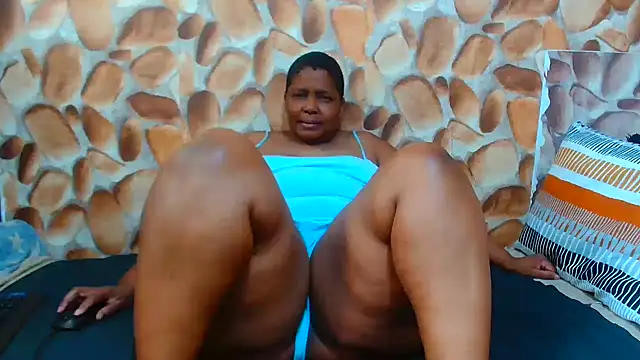 Snapshot of AfricanBigAssxx98 chatting on October 2025 08:56:02 AM AfricanBigAssxx98 online show from October 2025 08:56:02 AM