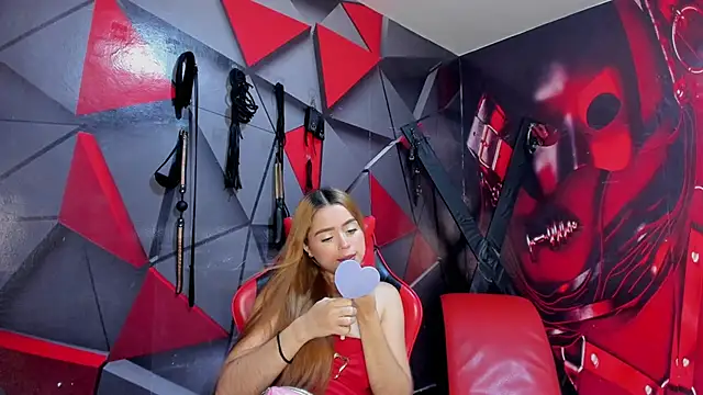 Snapshot of Hana_and_Zeta chatting on February 2026 12:25:02 PM Hana and Zeta online show from February 2026 12:25:02 PM