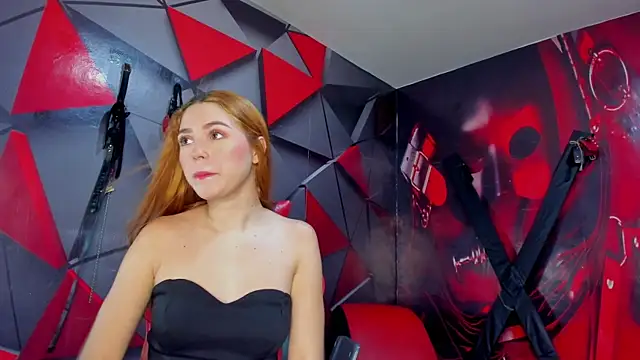 Snapshot of Hana_and_Zeta chatting on December 2025 12:38:01 PM Hana and Zeta online show from December 2025 12:38:01 PM