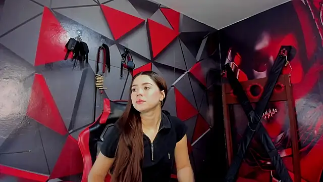Hana and Zeta online show from September 2025 12:11:01 PM