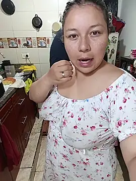 ZuriandAlex online show from November 2025 12:49:01 PM