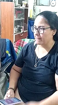 Snapshot of ZuriandAlex chatting on February 2025 12:43:01 AM ZuriandAlex online show from February 2025 12:43:01 AM
