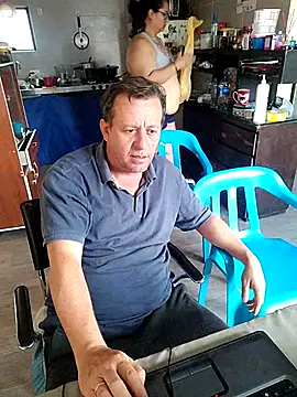 Snapshot of ZuriandAlex chatting on March 2025 12:14:02 PM ZuriandAlex online show from March 2025 12:14:02 PM