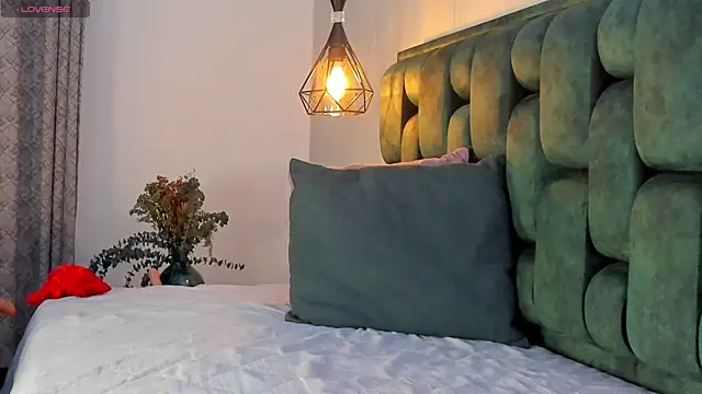 angelswets online show from October 2025 02:16:01 PM