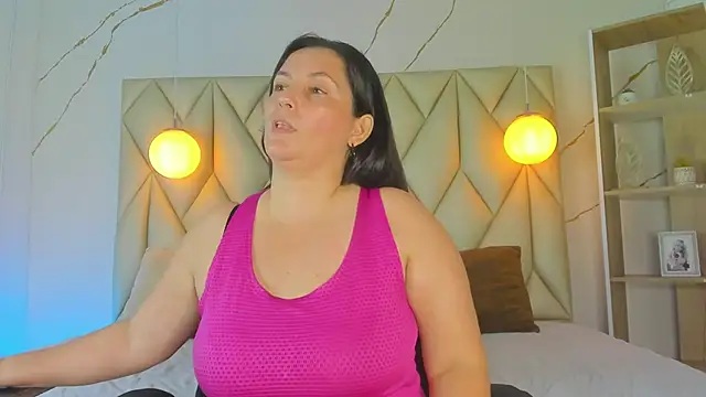 angelswets online show from November 2025 01:48:02 PM