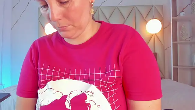 angelswets online show from December 2025 01:34:02 PM